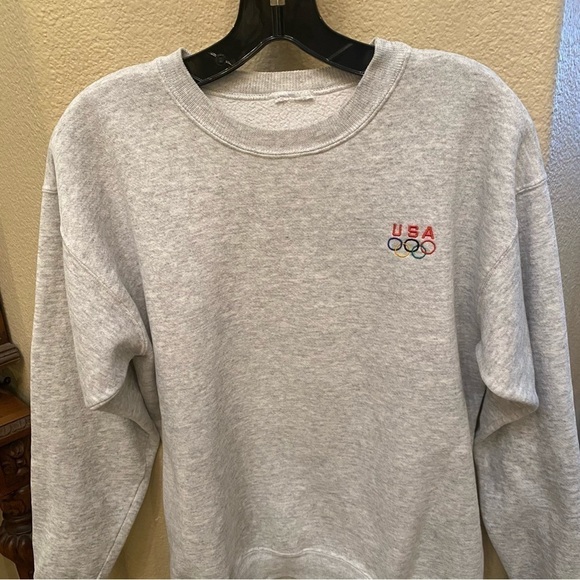 USA Embroidery Light Gray Sweatshirt-Unisex-Fit like size Small - Picture 3 of 5